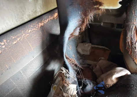 2000 Ford F150 z USA, uszkodzony, nr VIN 1FTRX17W4YNA33505